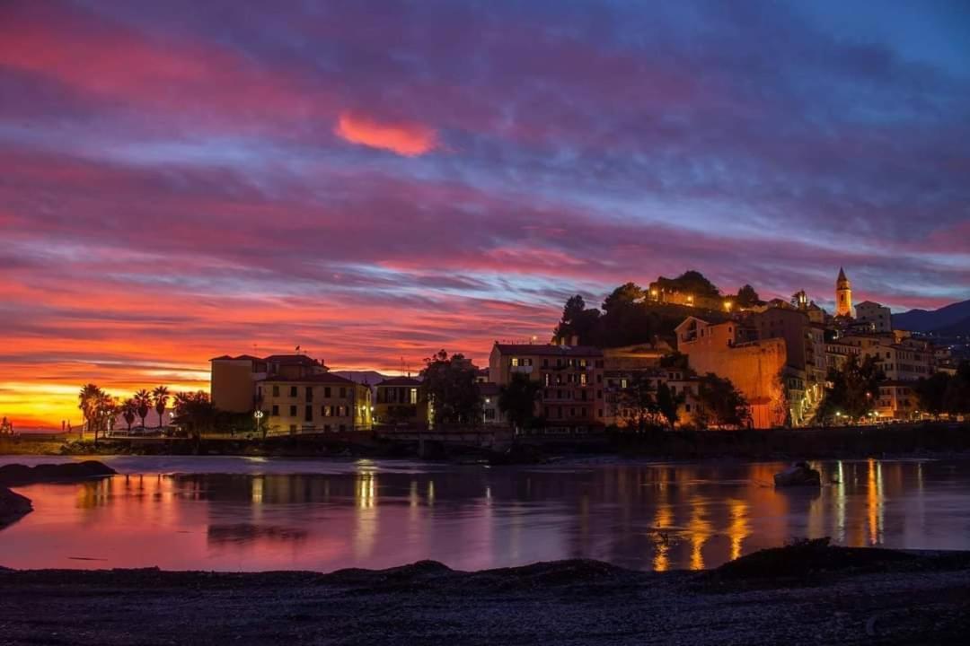 Apartmán Tuffonelblu Ventimiglia Exteriér fotografie