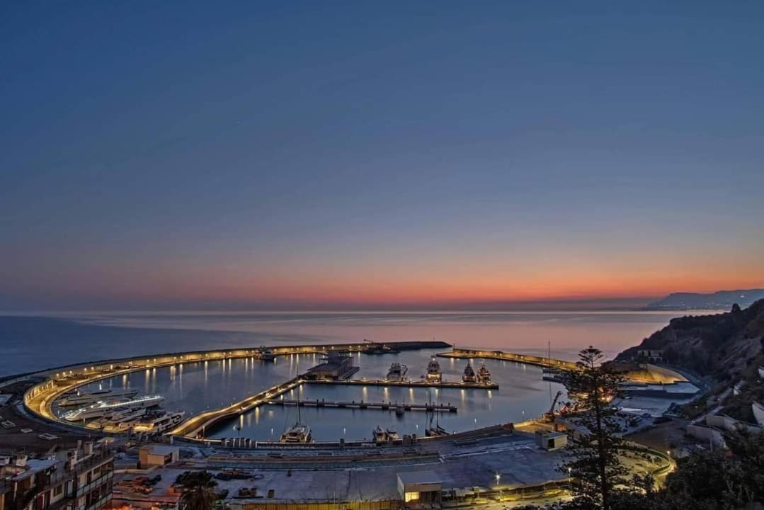 Apartmán Tuffonelblu Ventimiglia Exteriér fotografie